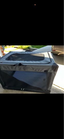 Large Soft-Sided Collapsible Pet Crate