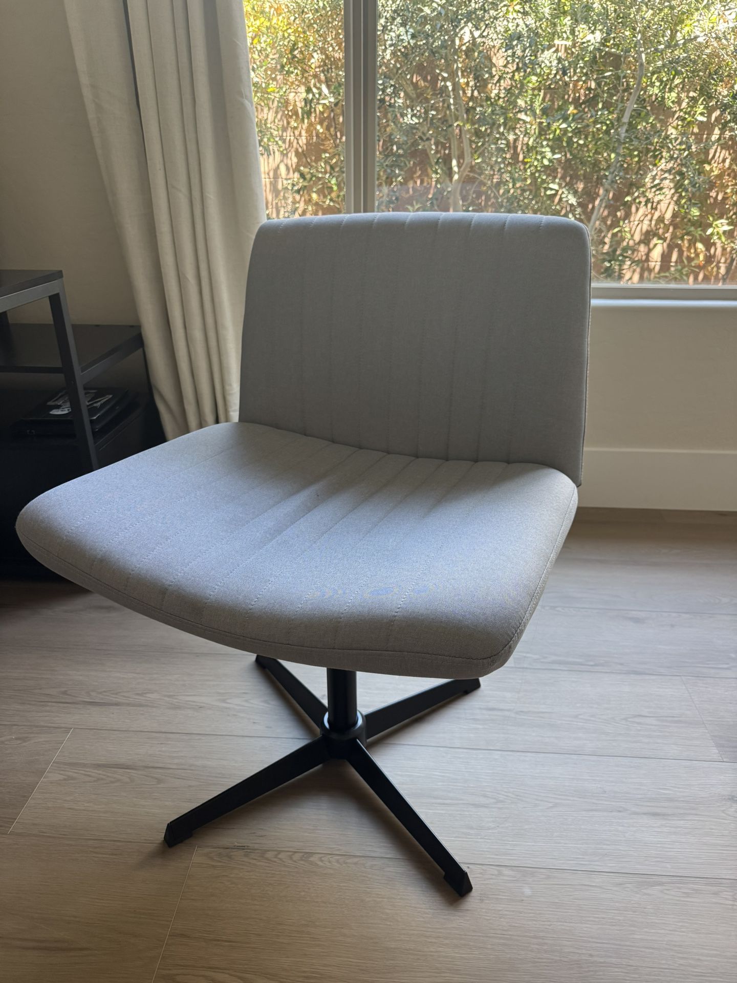 Grey Polyester Desk Chair (no wheels)