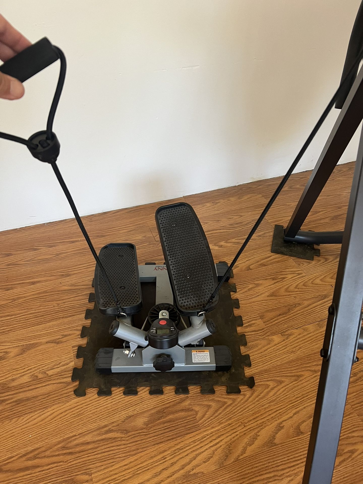 Leg & Arm Exercise Machine ! With Digital Display !