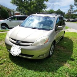2008 Toyota Sienna