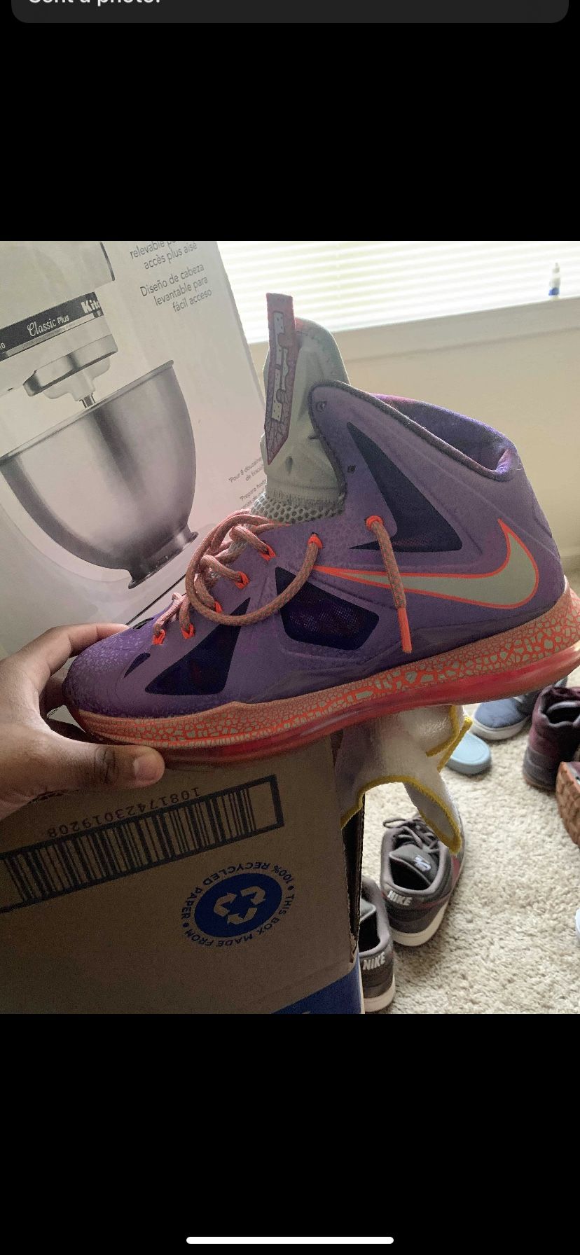 AREA 72 Lebron 10 Size 9.5 8/10 Condition