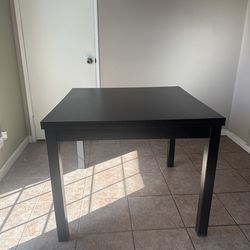 Black Wood Extendable Dining Table Fits Up To 6 People