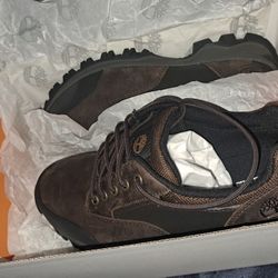 MT. MADDSEN LOW LC WATERPROOF HK BROWN. 8.5 Men Shoes