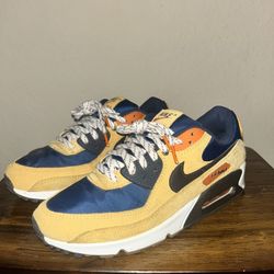 Nike Air Max 90 “Bucktan Team Navy” Size 10.5