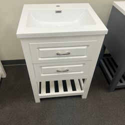24 Inch Vanity With Top