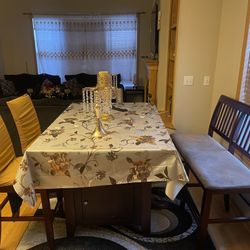Dining Room Table 