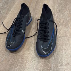 Nike Soccer Indoor Cleats