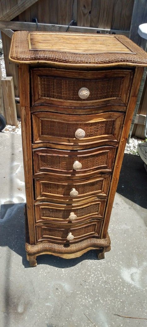 Natural Wicker Lingerie Chest