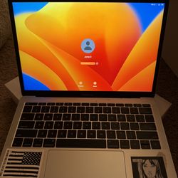 Macbook 13inch PRO 2017