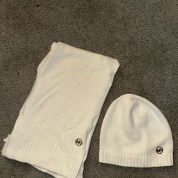 Michael Kors Ivory Knit Scarf and Hat Set