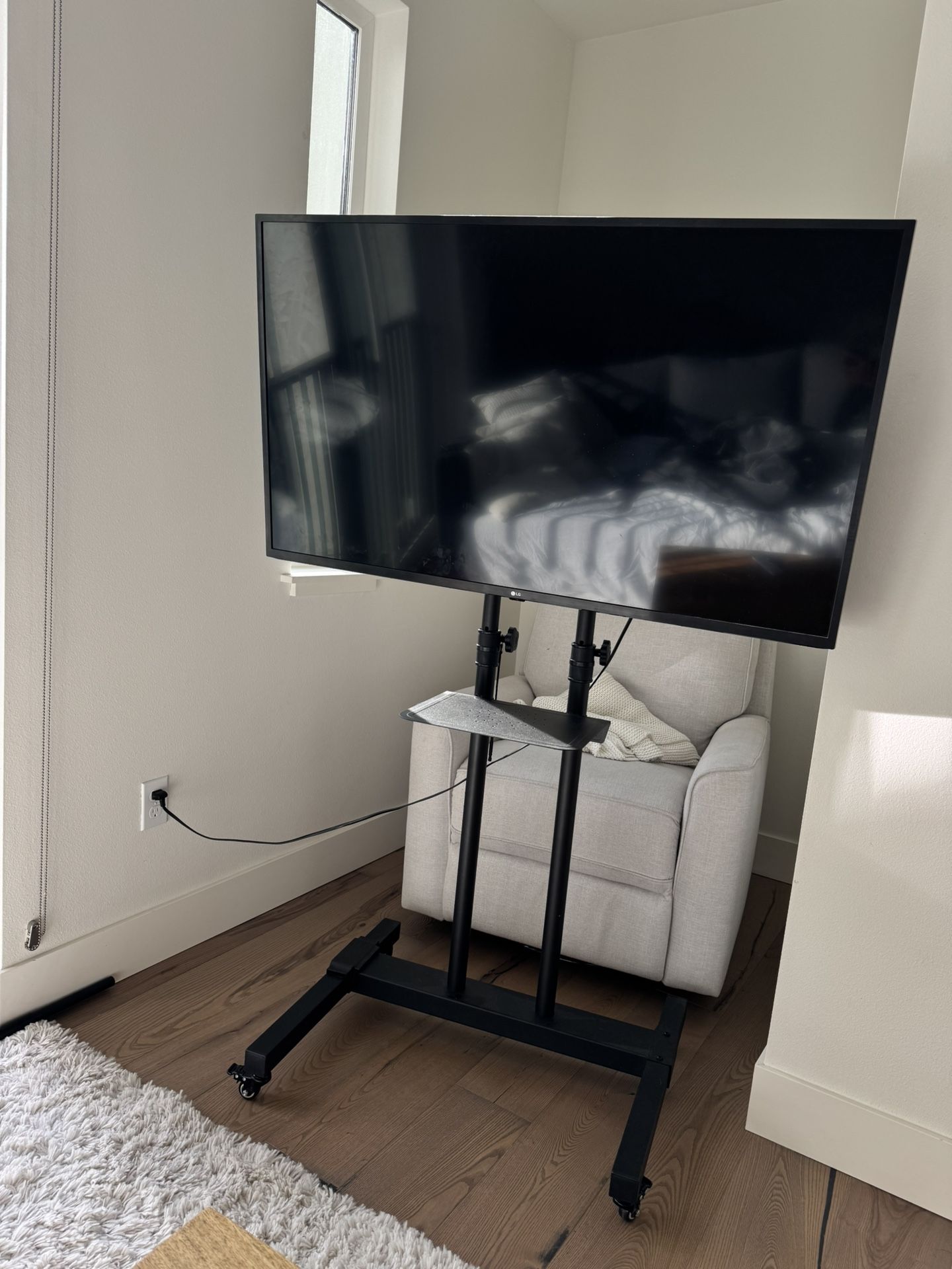 LG 50” Smart TV