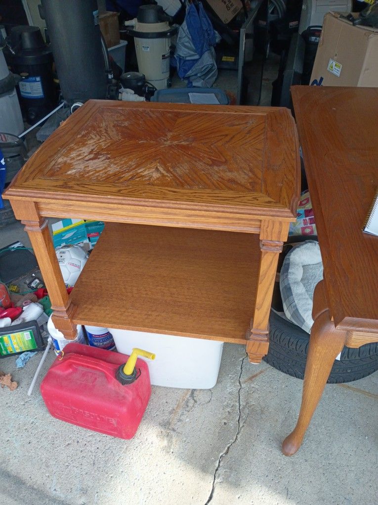 End Table Wood 20 In High What 22 Height 26$15