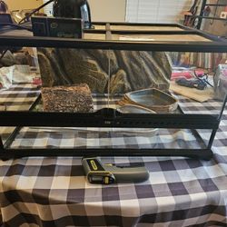 Exo Terra Glass Terrarium 24 X 18 X 12