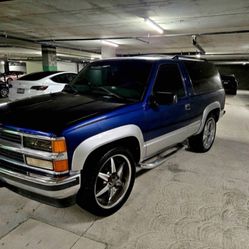CHEVY TAHOE 2 DOOR OBS