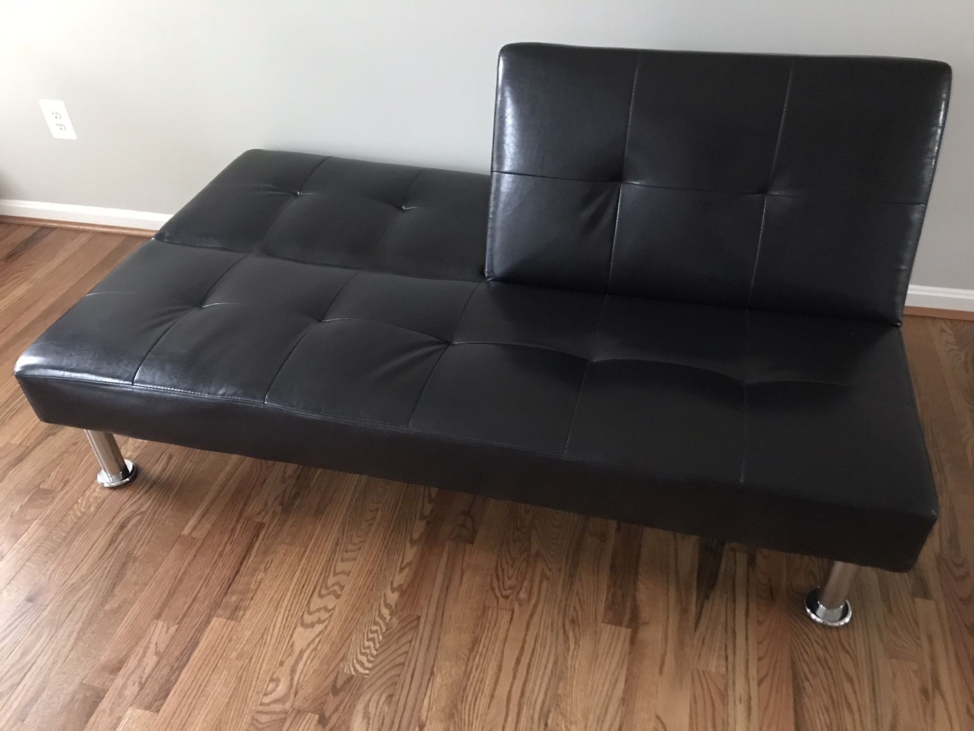 Black Futon