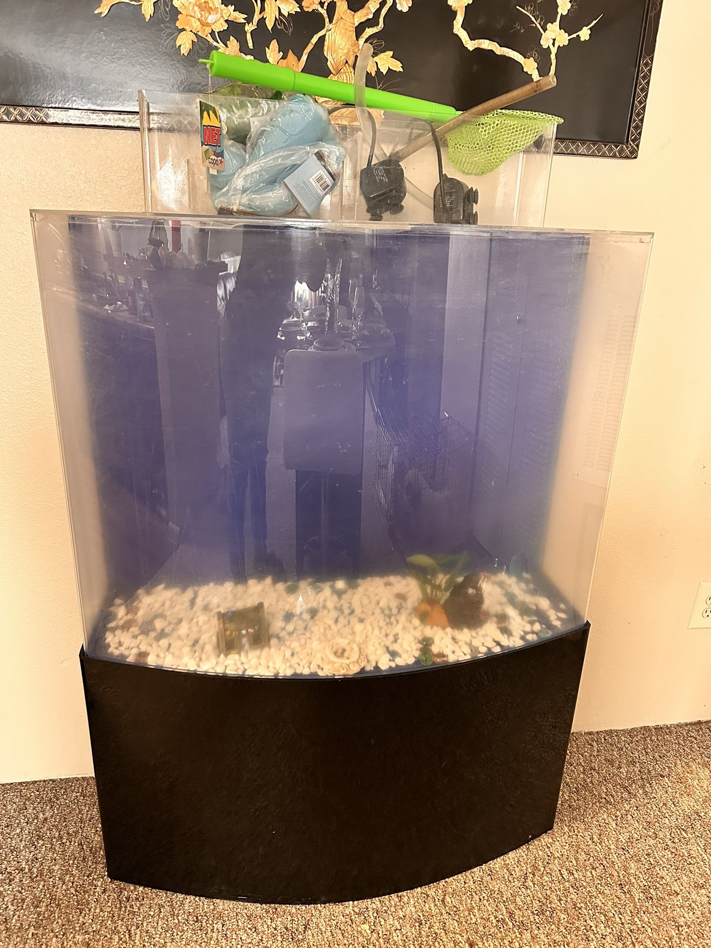 Large Fish Tank For Sale