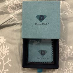 Jewelry Box, Cloth, and Jewelry Bag