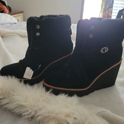 Coach Kenna Shearling Wedge Booties Size 8.5