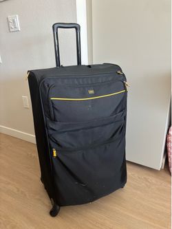 Suitcase LUCAS