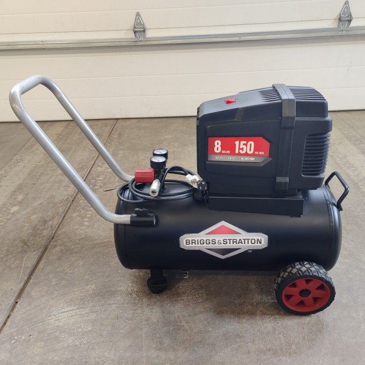 Briggs & Stratton 8 Gallon 150 PSI Hotdog Air Compressor