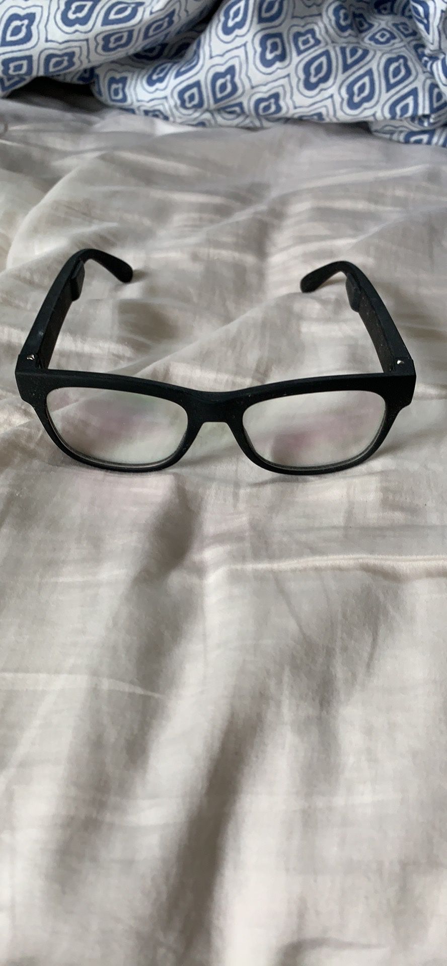 Bluetooth glasses