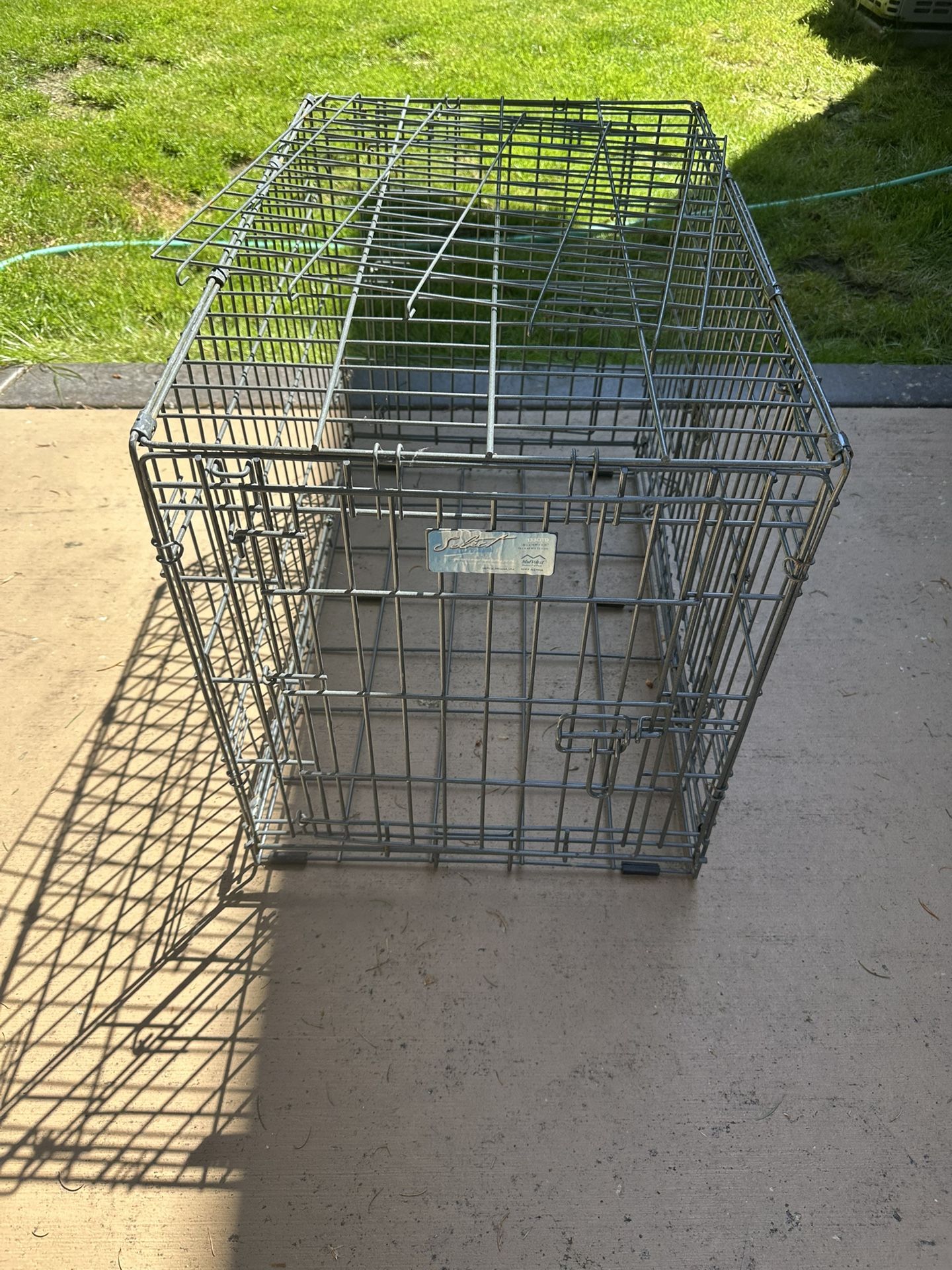 Pet Wire Crate 30” x 19” X 21”