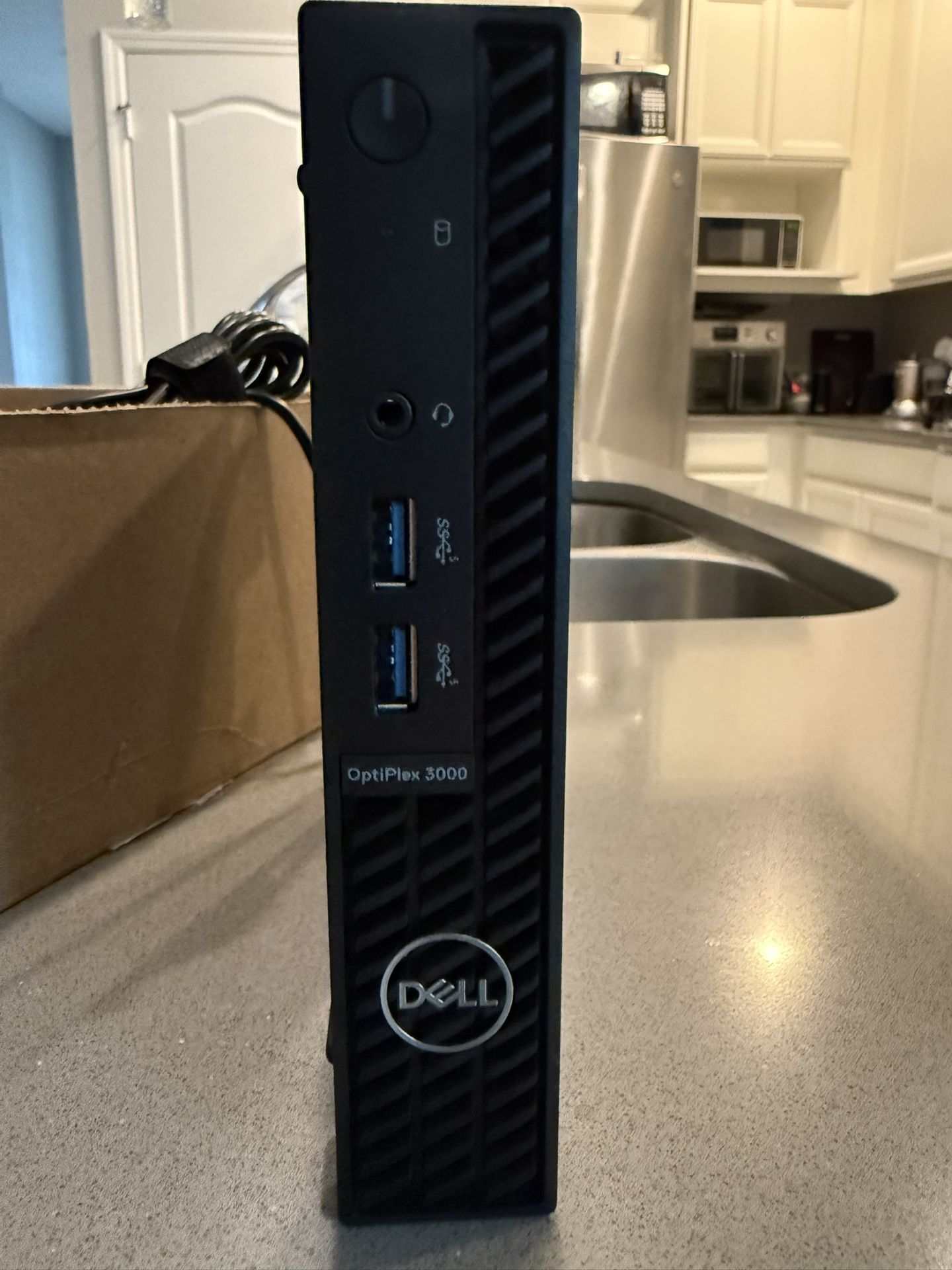 Dell OptiPlex 3080 Workstation 