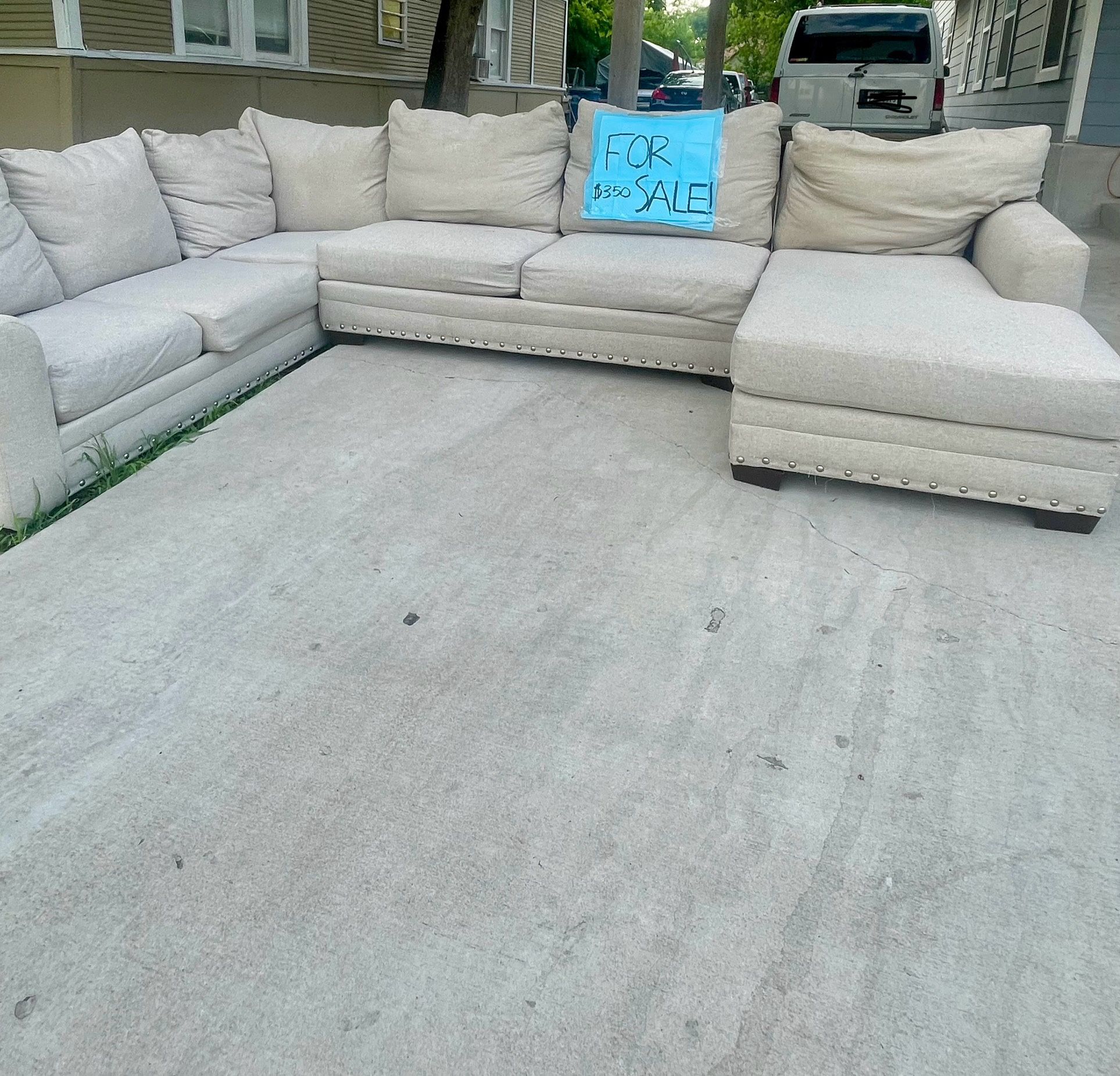 Beige Sectional Couches 