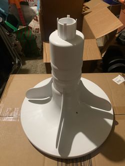 Whirlpool agitator base