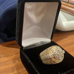 10k Gold Diamond Ring 
