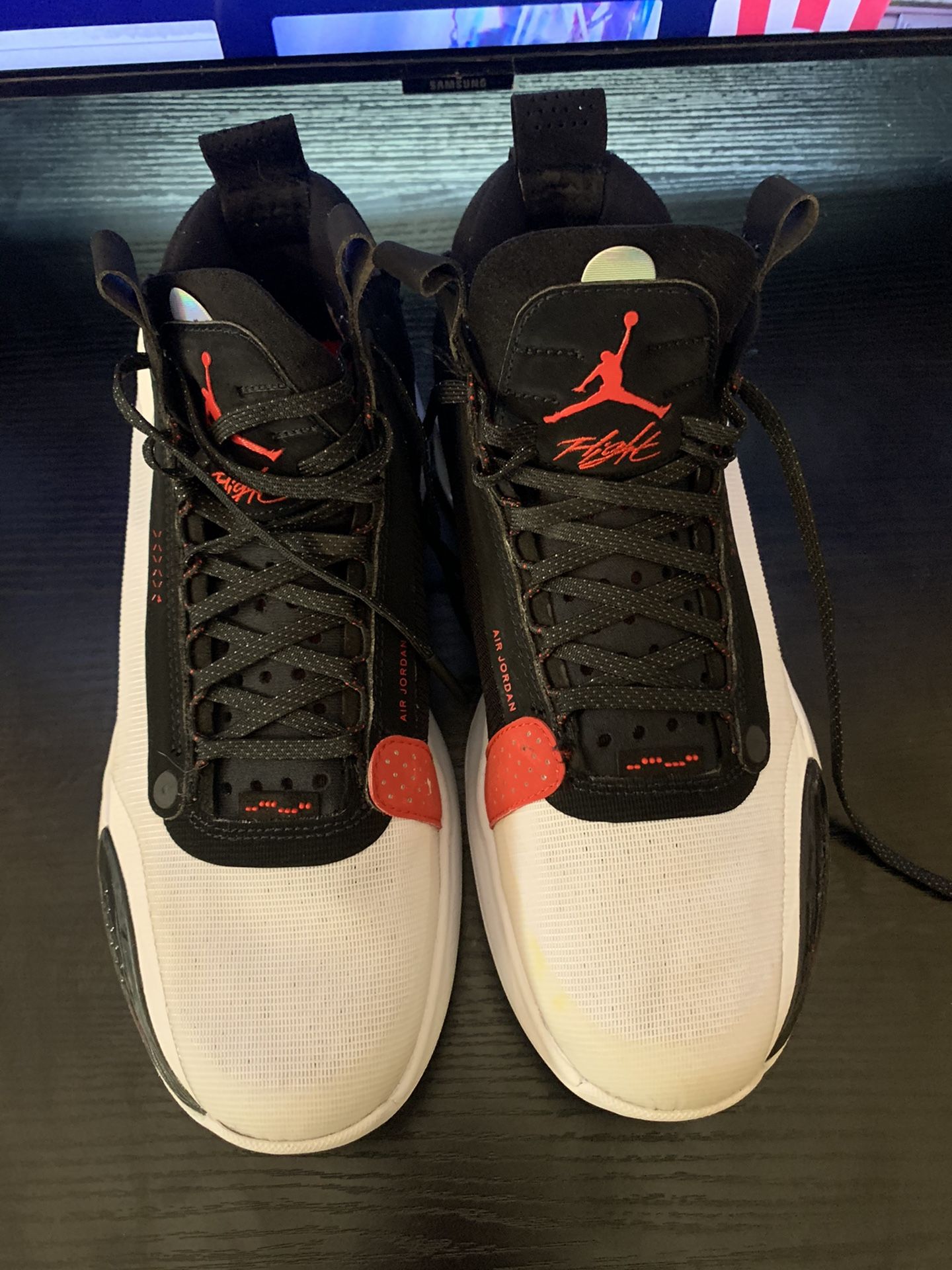 Air Jordan 34 Size 9