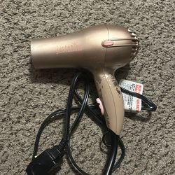 Blow dryer