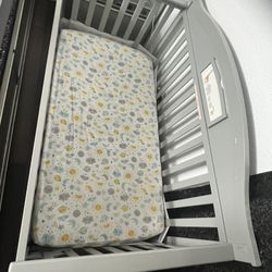 Baby Crib 