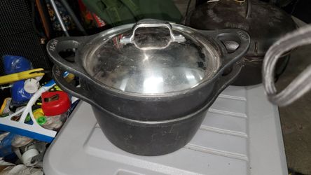 All-Clad Cast Aluminum Dutch Oven - 10" Rim