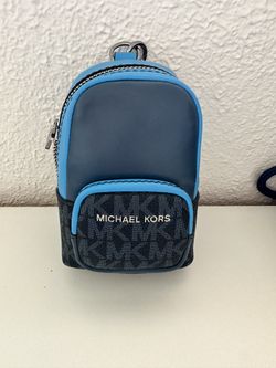 MICHAEL KORS POUCH CHARM