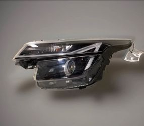 2021-2023 KIA SELTOS HALOGEN LED DAY LIGHT LEFT HEADLIGHT USED OEM GUN METAL