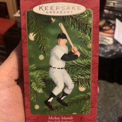 Derek Jeter New York Yankees 2002 Hallmark Christmas Ornament
