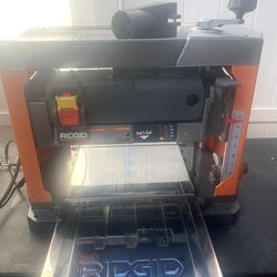 Ridgid 15 Amp 13" Thickness Planer