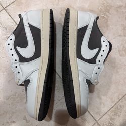 Air Jordan Low Travis Scott Reverse Mocha Size 9