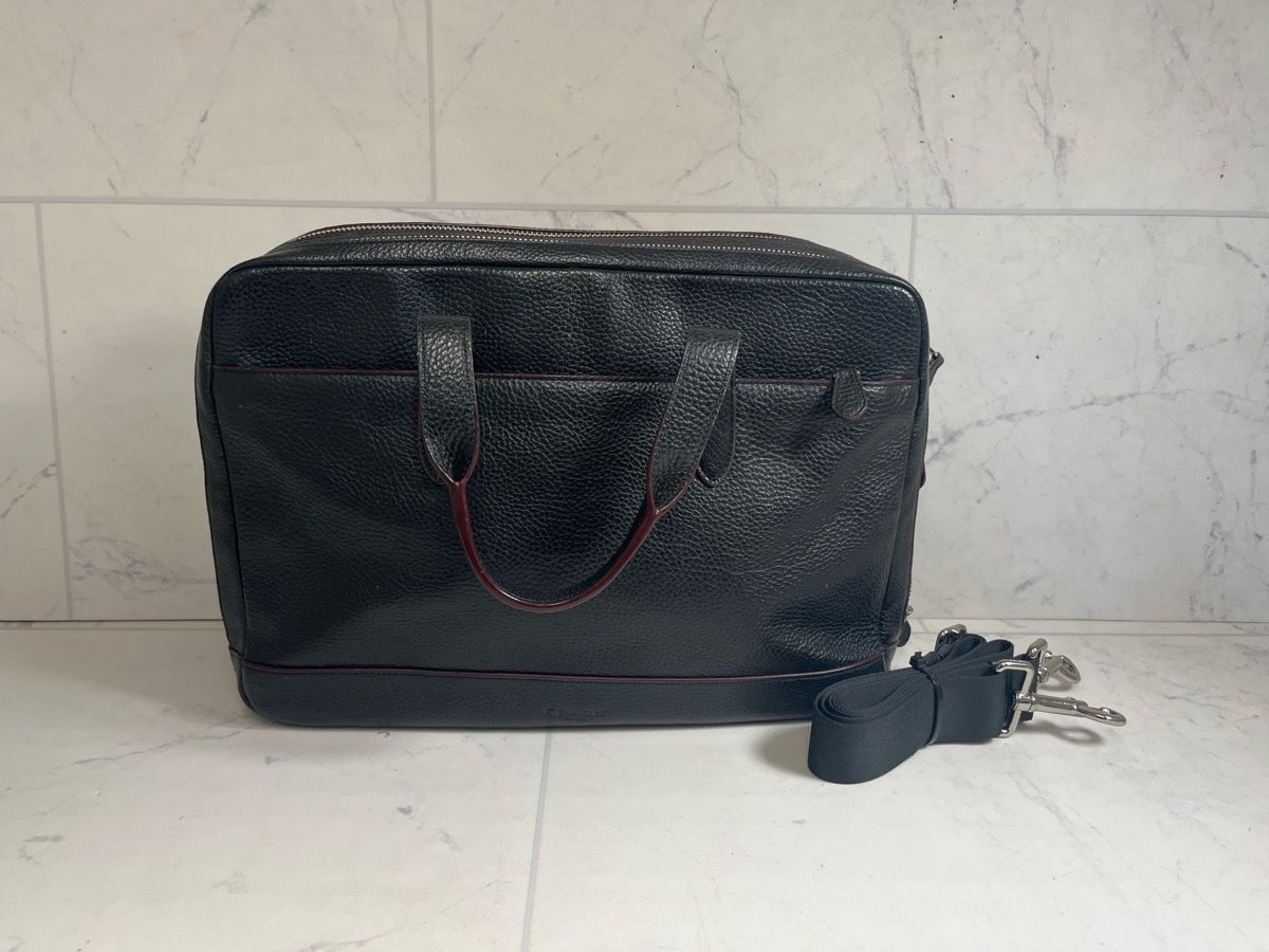 Coach F11312 Men’s Hamilton Commuter Messenger Bag – Black Leather (A1G010405)