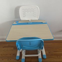 Kids Desk And Chair Height Adjustable , Free Lamp Thumbnail