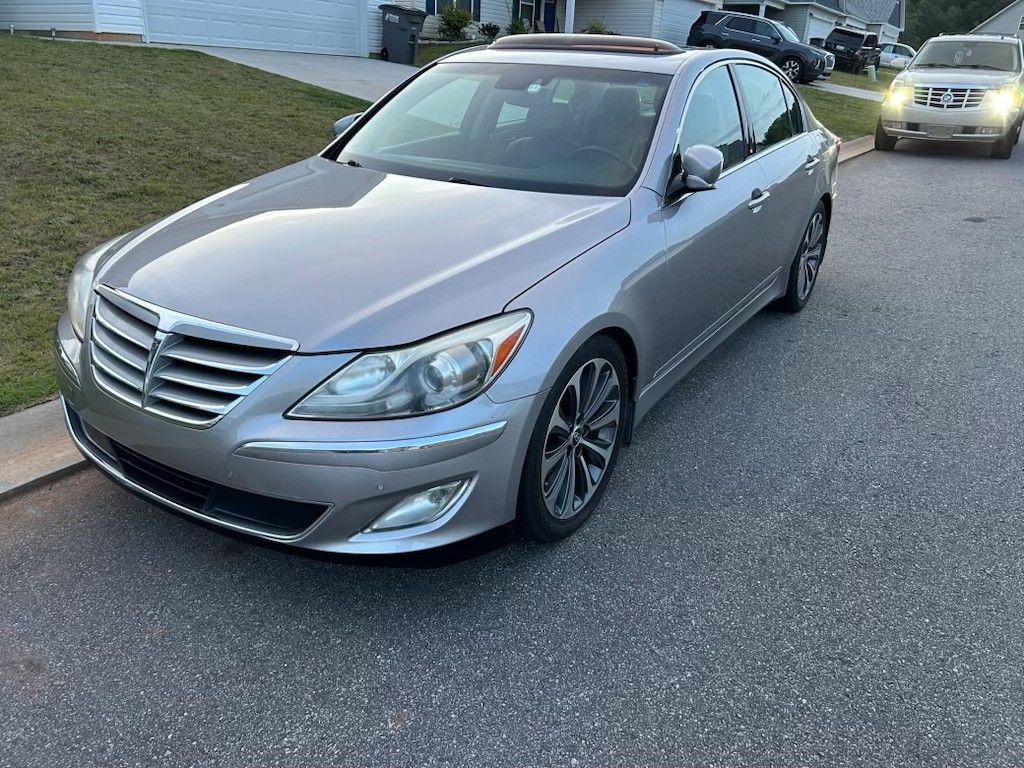2013 Hyundai Genesis