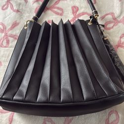 Mari purse