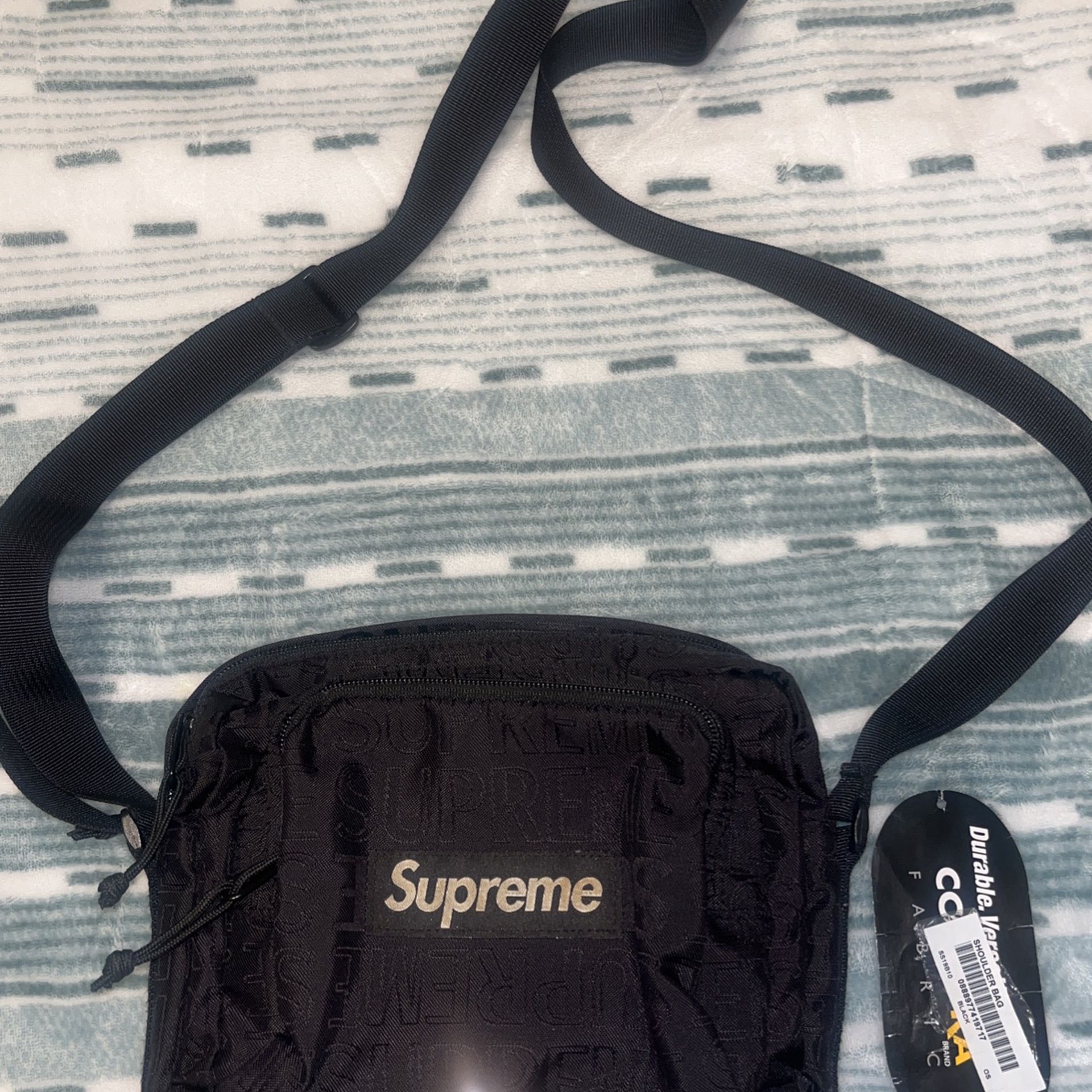 Supreme Shoulder Bag (SS19)