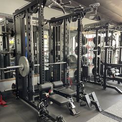 SMITH MACHINE🔹CABLE MACHINES🔹SQUAT RACKS