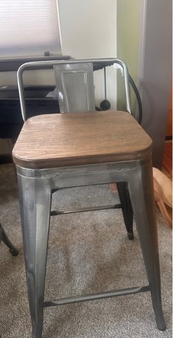 Metal Counter Stool with Wood Seat