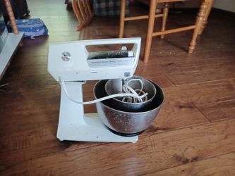 Hamilton Beach Scovill Deluxe Mixes