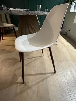 Set of 4 chairs white