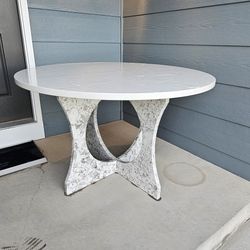 Quartz Kitchen Round Table
