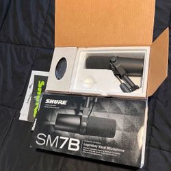 Shure SM7B Vocal Dynamic Microphone